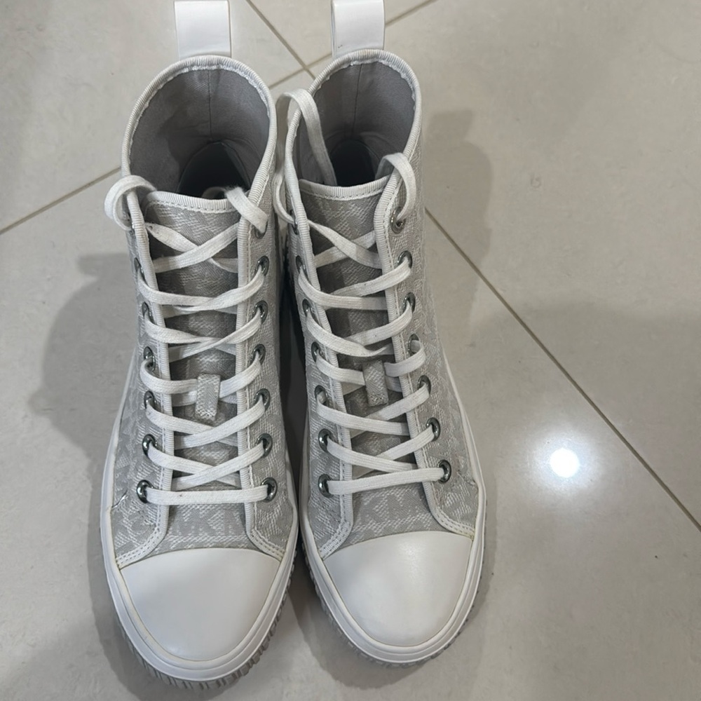 Michael Kors Gertie Signature Logo High Top